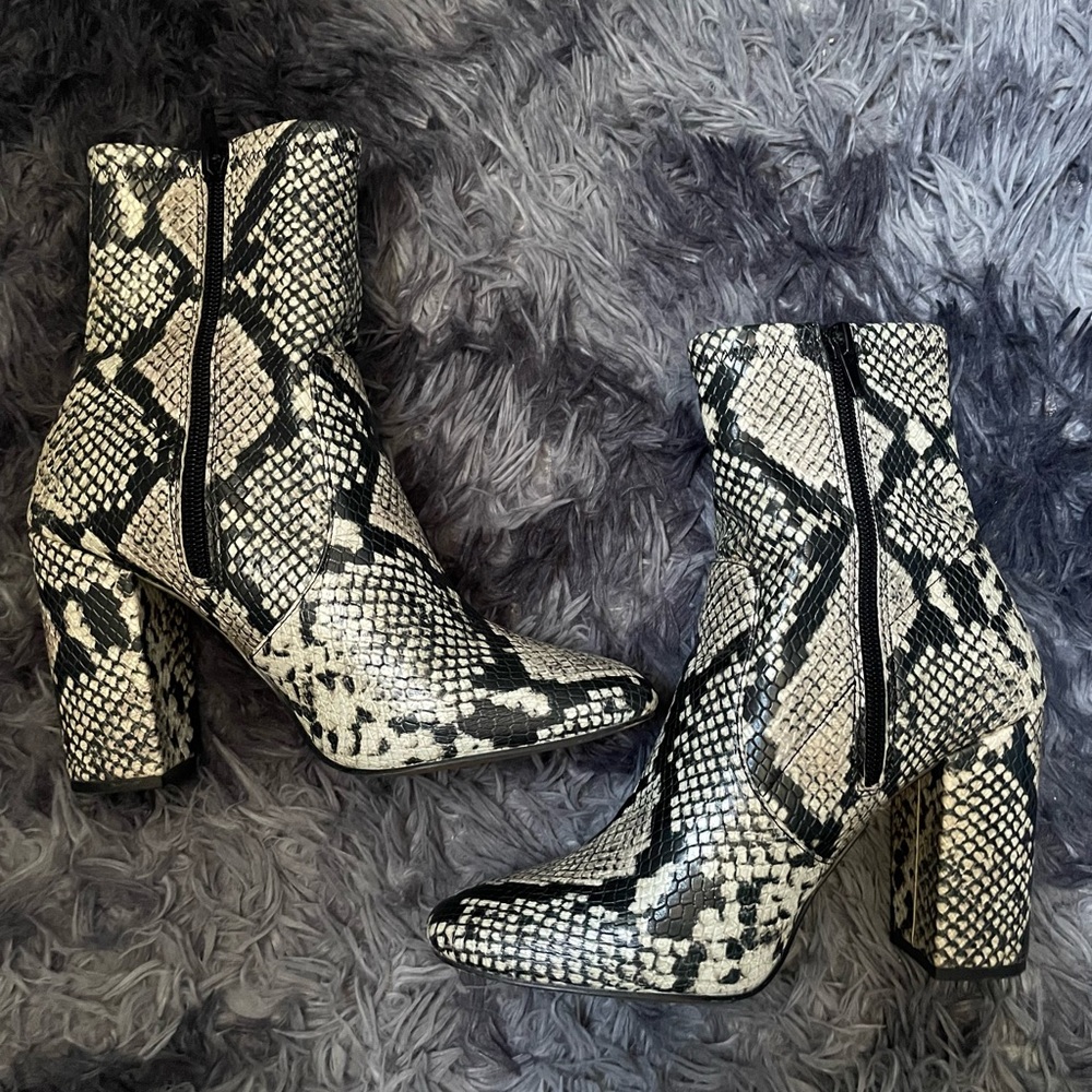 Aldo booties - Picture 2 of 4